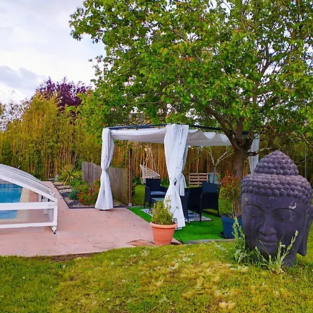 Maison De Charme Avec Piscine En Partage Saint-Jean-des-Mauvrets