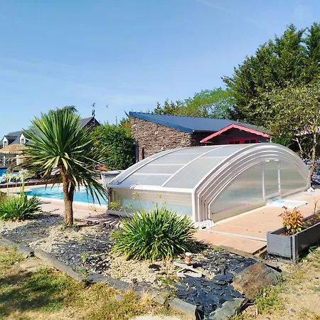 Maison De Charme Avec Piscine En Partage Σπίτι διακοπών *