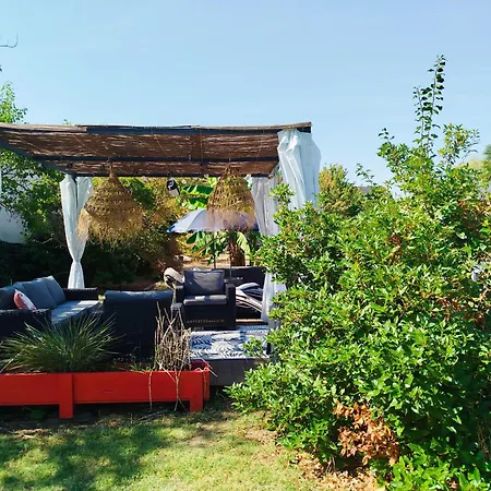 Σπίτι διακοπών Maison De Charme Avec Piscine En Partage Saint-Jean-des-Mauvrets