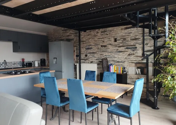 Maison De Charme Avec Piscine En Partage Vakantiehuis