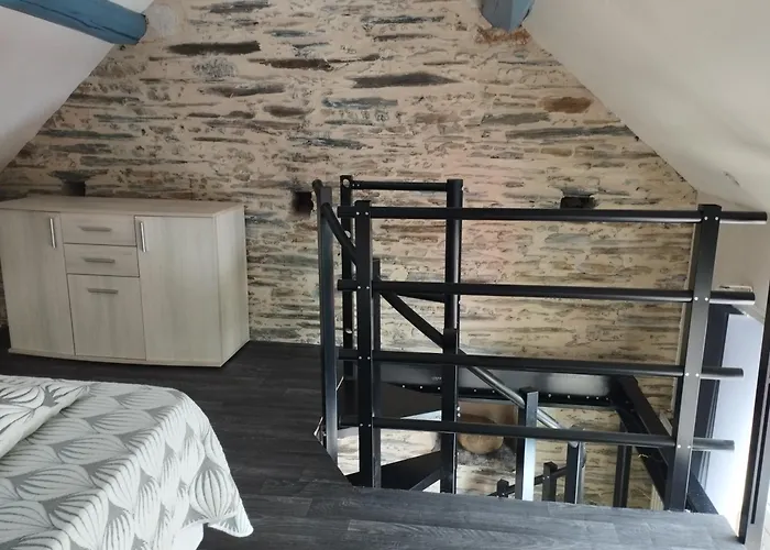 Vakantiehuis Maison De Charme Avec Piscine En Partage Saint-Jean-des-Mauvrets