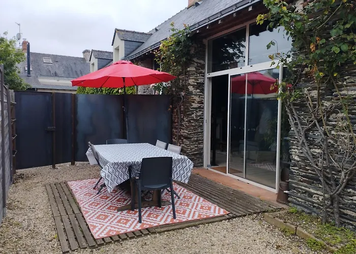 Maison De Charme Avec Piscine En Partage Vakantiehuis *