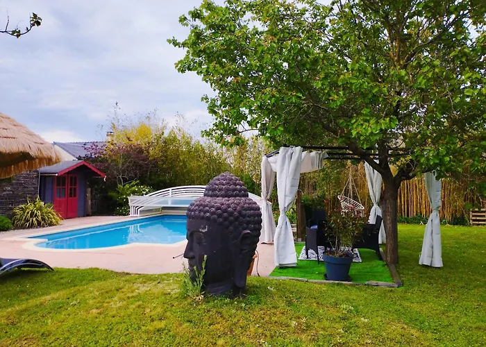 Maison De Charme Avec Piscine En Partage *